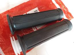 CD70 โ Accelerator Pipe (Accelerator / Throttle Grip Sleeve)